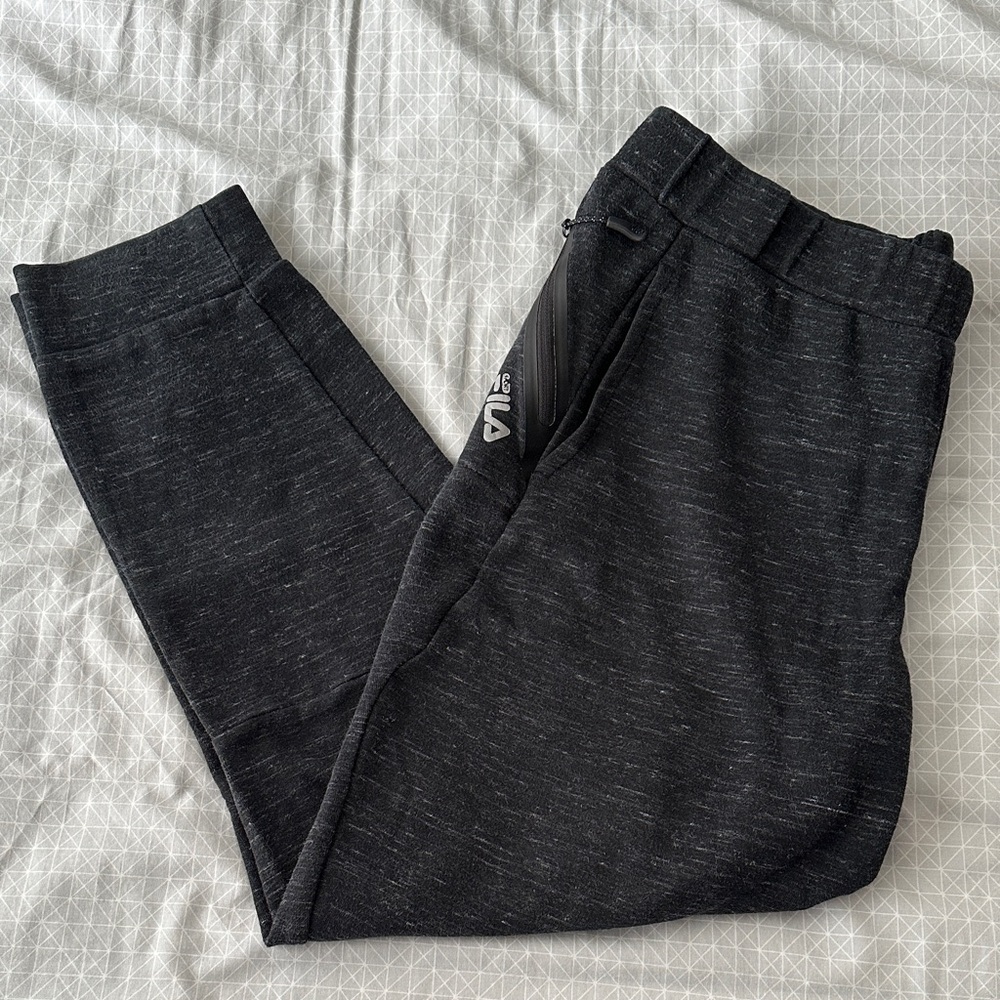 Fila Men's Heathered Black Jogger Pants